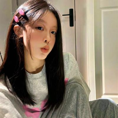 捡个锦鲤女宝全家被哄成翘嘴了